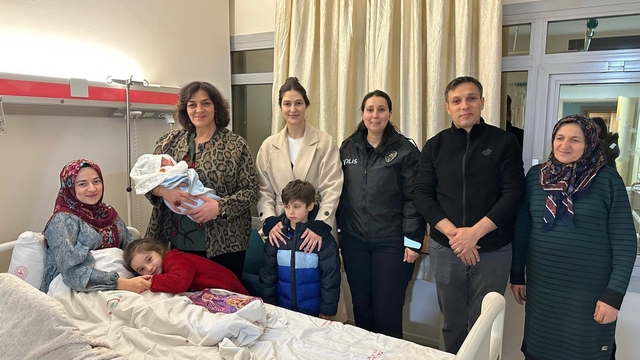 Başkomiser Çekerekli'nin sevincine ortak oldular