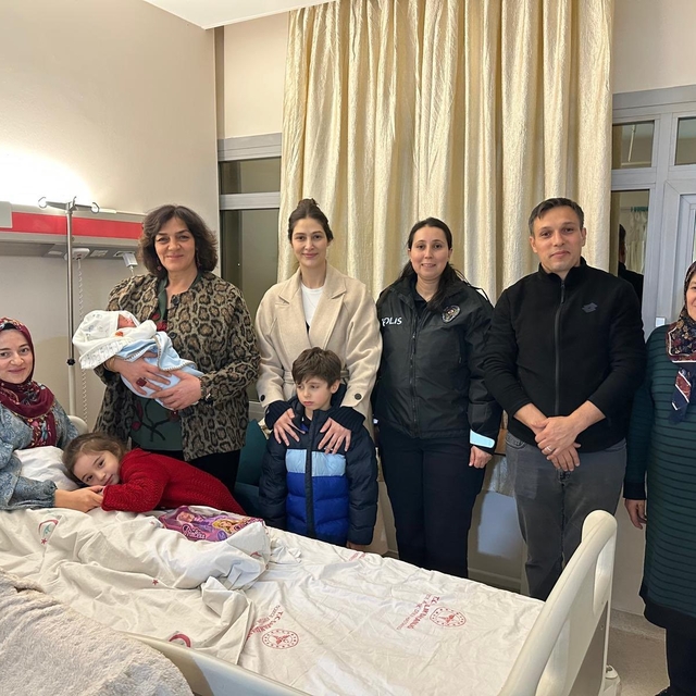 Başkomiser Çekerekli'nin sevincine ortak oldular