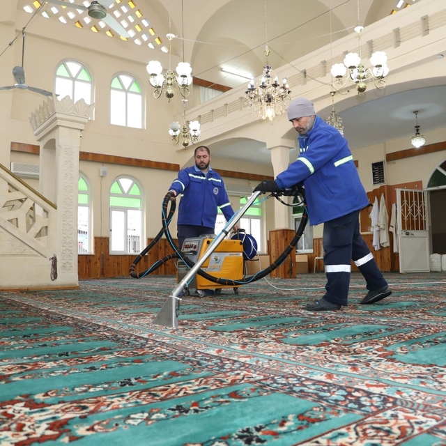 Akdeniz'de camilerde Ramazan hazırlığı