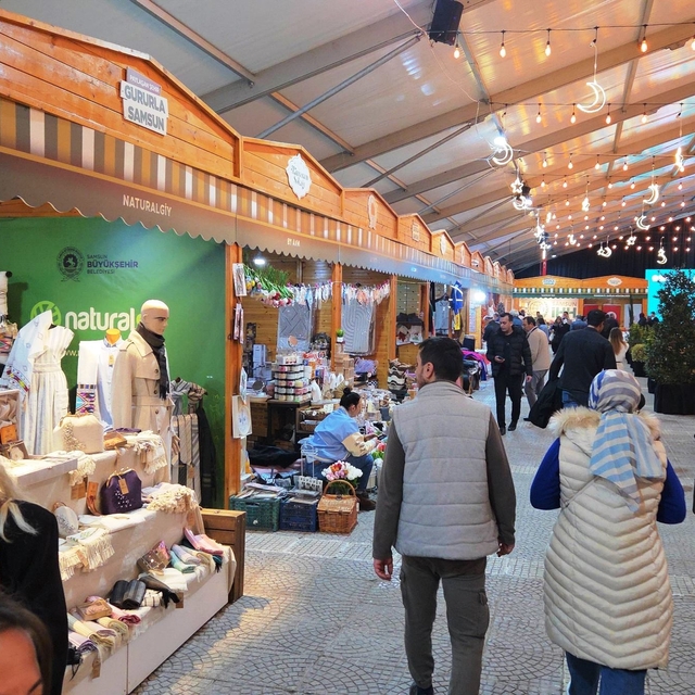 Samsun'da 7'den 70'e herkese hitap eden Ramazan Sokağı