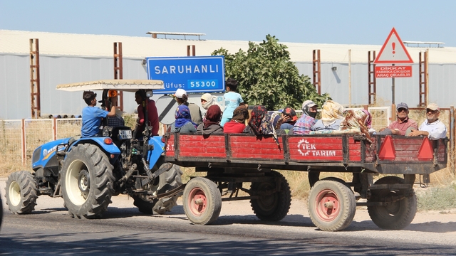 Manisa traktörde zirvede, motosiklette Türkiye 4'üncüsü
Manisa'da ocak ayında trafiğe kayıtlı motorlu araç sayısı 848 bini geçti