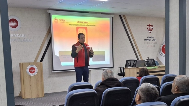 Salıpazarı'nda kahverengi kokarca ile mücadele eğitimi