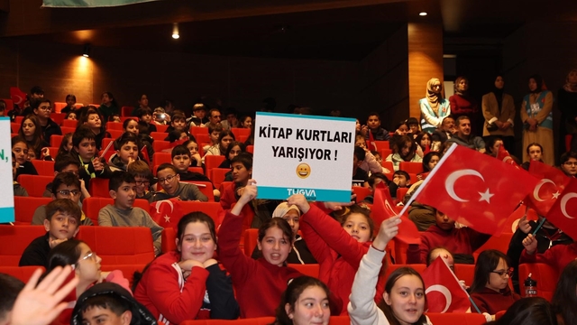 Gaziantep'in Gençleri "Kitapkurdu" ile geleceğe kanat açıyor