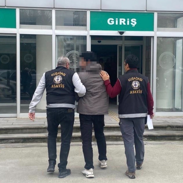 Hırsızlık suçundan aranan şahıs Kuşadası'nda yakalandı
