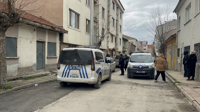 Eskişehir'de 3'üncü kattan düşen özel gereksinimli çocuk ağır yaralandı