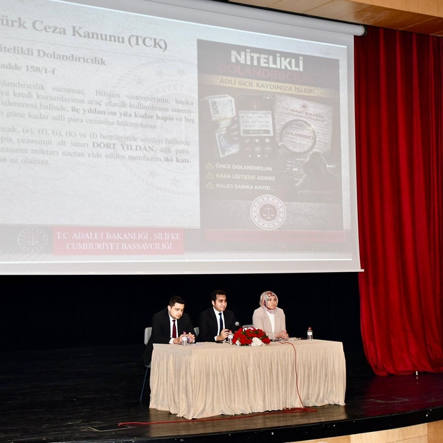 Silifke'de lise öğrencilerine "siber dolandırıcılık" eğitimi verildi