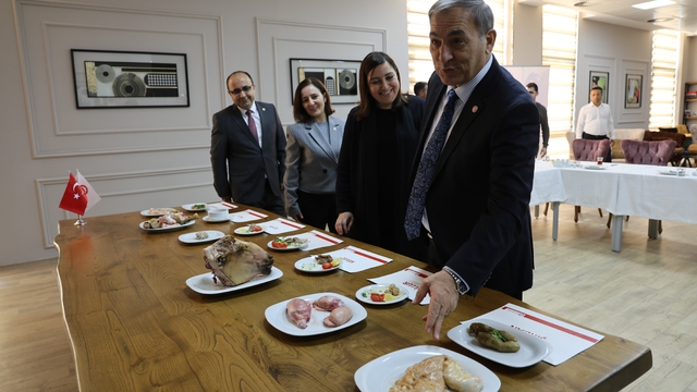 Adana'nın sıra dışı yöresel lezzetlerinin gastronomi turizmini canlandırılması bekleniyor
