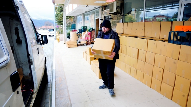 Çameli Belediyesinden ihtiyaç sahiplerine Ramazan kolisi desteği