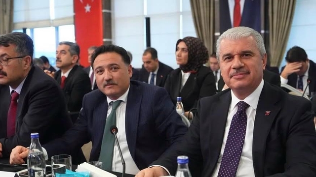 Vali Çiçek, valiler buluşmasına katıldı