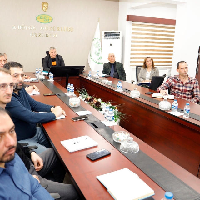 DSİ 8. Bölge Müdürlüğü'nde sulama değerlendirme toplantısı