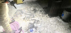 Sobadan çıkan kıvılcımlar, yangına neden oldu; 3 kişi hastaneye kaldırıldı
