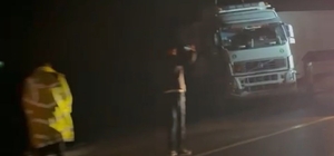 Siirt'te tır devrildi, sürücü hafif yaralandı