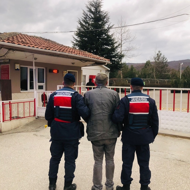 Bilecik'te 1 yıl 2 ay hapis cezası bulunan şahıs yakalandı