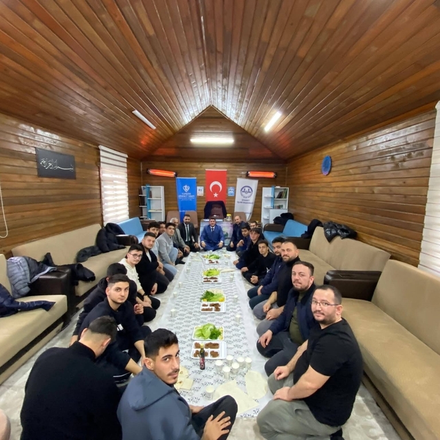 Üniversite öğrencileriyle Ramazan öncesi anlamlı buluşma