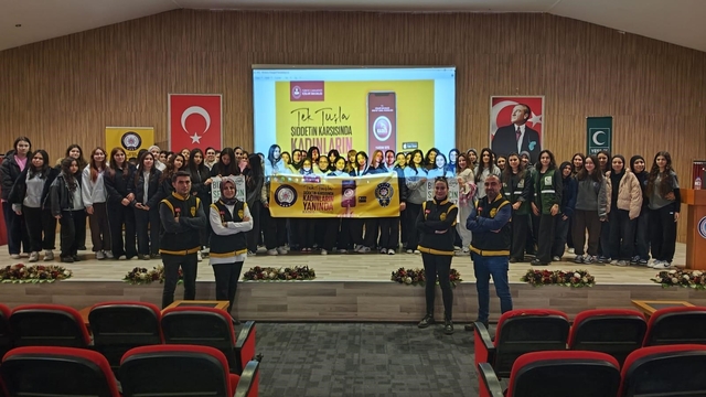 Lise öğrencilerine KADES uygulaması tanıtıldı