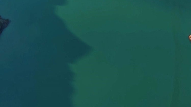 Kıbrıs'a içme suyu sağlayan baraj doldu, insan silueti ortaya çıktı