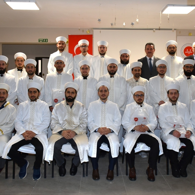 Bilecik'e atanan din görevlilerine 'Cübbe ve Sarık Giydirme' programı