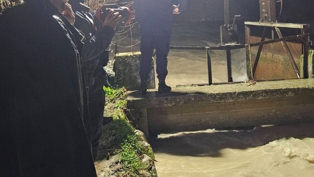 Denizli'de debisi yükselen derede suya kapılan kişi öldü