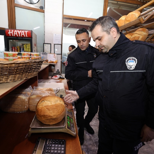Şehzadeler'de Ramazan fırsatçılığına geçit yok