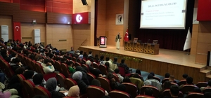 KBÜ'de sağlık öğrencilerine KVKK uyarısı