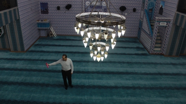 Siirt'te 642 cami Ramazan ayına gül suyuyla hazırlandı