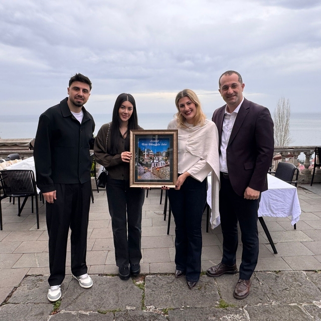 Ozan Tufan ve eşi Başkan Ekim'in konuğu oldu