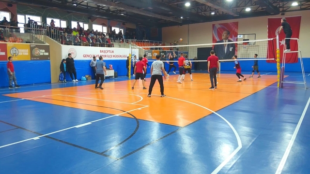 Başçiftlik'te voleybol turnuvası düzenlendi