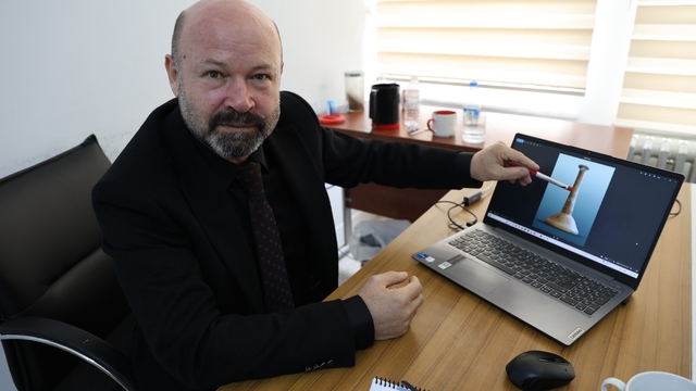 Türk bilim adamlarının çalışması Avrupa'da yankılandı
Türk bilim adamları, Antik Roma belgelerine dayandırılan, 'tedavilerde insan ve hayvan dışkısı kullanıldığı'nı arkeolojik çalışmalarla kanıtladı
Konuyla ilgili çalışmanın yer aldığı, Sivas Cumhuriyet Üniversitesi'nden (SCÜ) arkeolog Prof. Dr. Cenker Atila ve ekibinin yazdığı bilimsel makaleye Avrupa'da geniş yankı uyandırdı