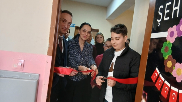 Posof'ta özel eğitime anlamlı katkı
Şehit Hava Pilot Yarbay Gökhan Korkmaz adına özel eğitim sınıfları açıldı