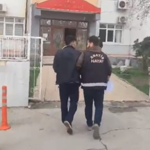 Erzin'de hırsızlık şüphelisi tutuklandı