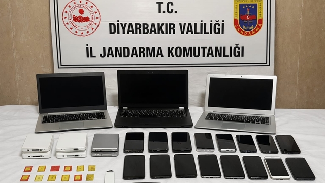 Diyarbakır'da dolandırıcılık ve yasa dışı bahis operasyonunda 5 zanlı tutuklandı