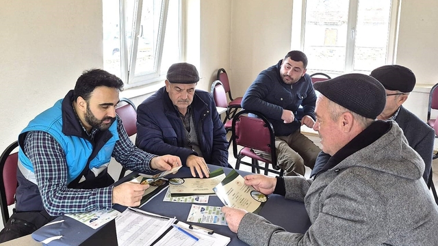 Çiftçilere yönelik bitki koruma eğitimleri sürüyor