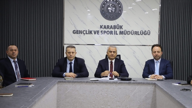 Karabük'te gençlik ve spor çalışmaları masaya yatırıldı