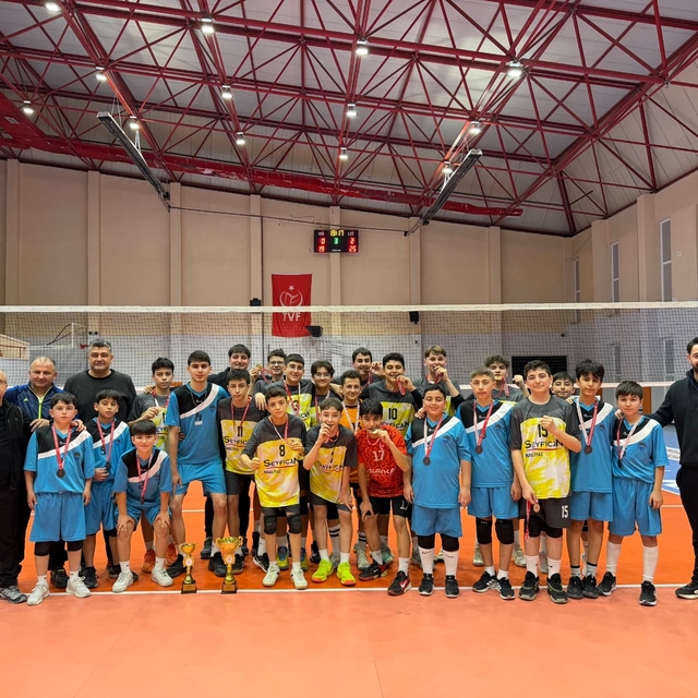 Küçük Erkekler Voleybol Süper Ligi maçları tamamlandı