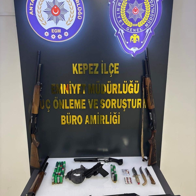 Antalya'da şafak ve huzur operasyonunda 5 gözaltı