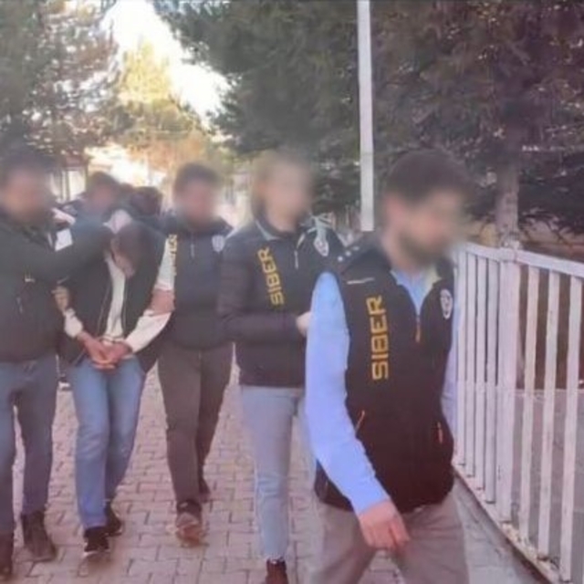 Bayburt merkezli dolandırıcılık operasyonunda 5 şüpheli tutuklandı