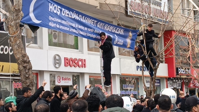 Batman'da pankart gerginliğinde 5 gözaltı