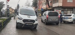 İstasyonda boşanma aşamasındaki eşini başından vurarak öldürdü