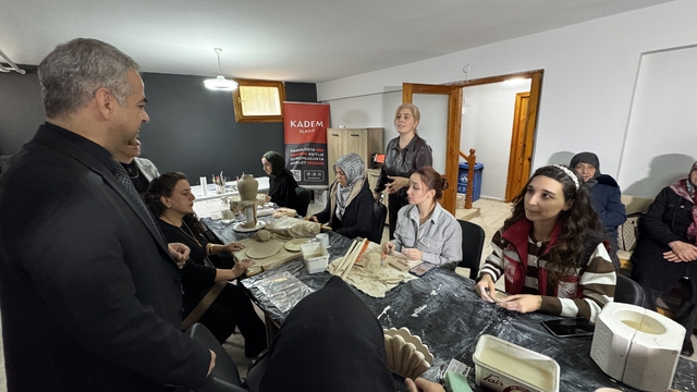 Şehit ve gazi yakınları için "Sanata Teşvik ve Sanatla Yaşam Programı" hayata geçirildi