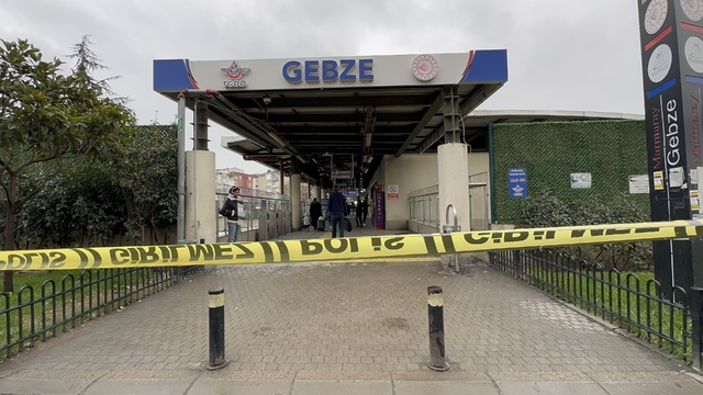 Tren istasyonundaki kadın cinayetine ilişkin yeni detaylar
Sınıf öğretmenini uzaklaştırma kararı aldırdığı eşi öldürmüş