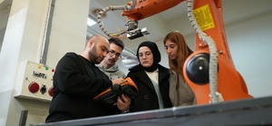 KBÜ'de yapay zekâ destekli robot projelerine TÜBİTAK desteği