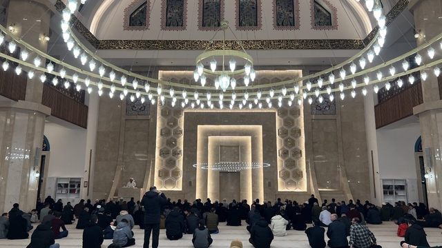 Kars'ta Ramazan'ın ilk teravih namazı kılındı