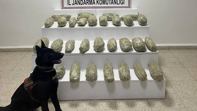 Van kırsalında 21 kilo 350 gram skunk ele geçirildi