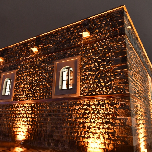 Tarihi Tasmakıran Camii'nde restorasyon sonrası ilk teravih heyecanı