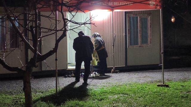 Menteşe 112 evler sakinlerinin cami hasreti
Ramazan ayını konteyner ibadethane ile karşıladılar