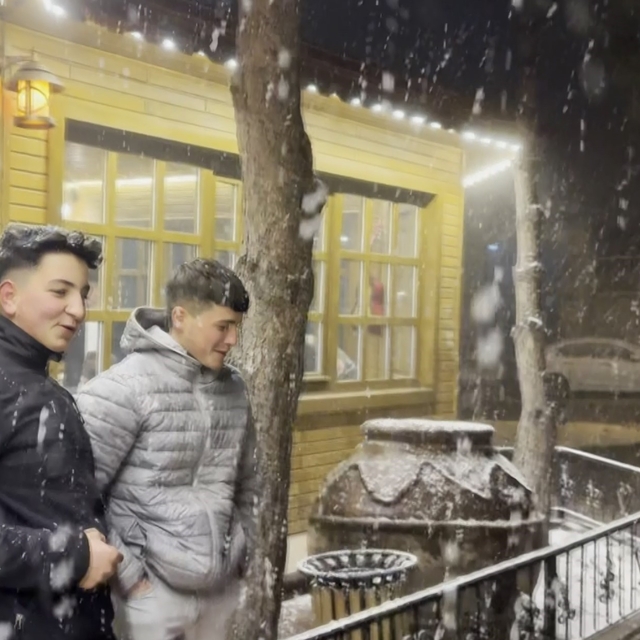 Aksaray'ın Güzelyurt ilçesinde kar yağışı etkili oluyor