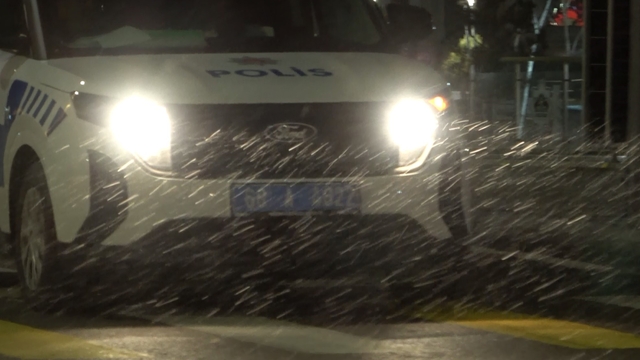 Aksaray'da kar yağışı başladı