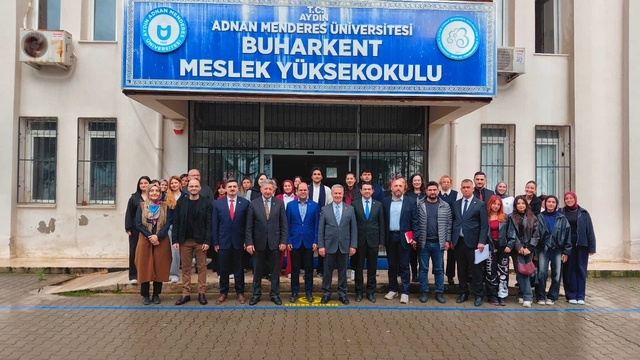 Buharkent MYO'da Girişimcilik Zirvesi gerçekleştirildi