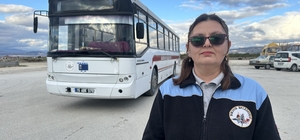 Sadece direksiyon değil, aynı zamanda aracın bakımları da ona emanet
Burdur...