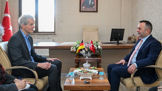 Almanya Federal Cumhuriyeti Büyükelçiliği elçisi Stefan Bredohl Erzurum’da